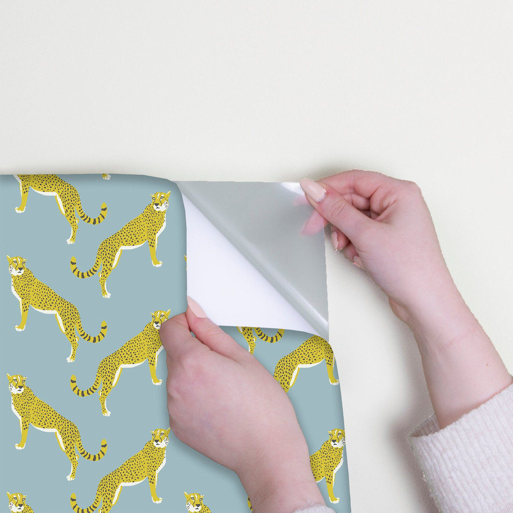 Nicole Miller Guepardo Peel & Stick Spa Wallpaper - 127456_DETAIL_GUEPARDO SPA_01.jpg