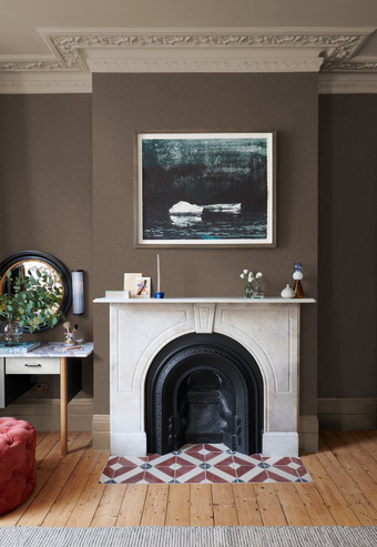 Country Home Glastonbury Wallpaper - 124083_ROOMSET_01.jpg